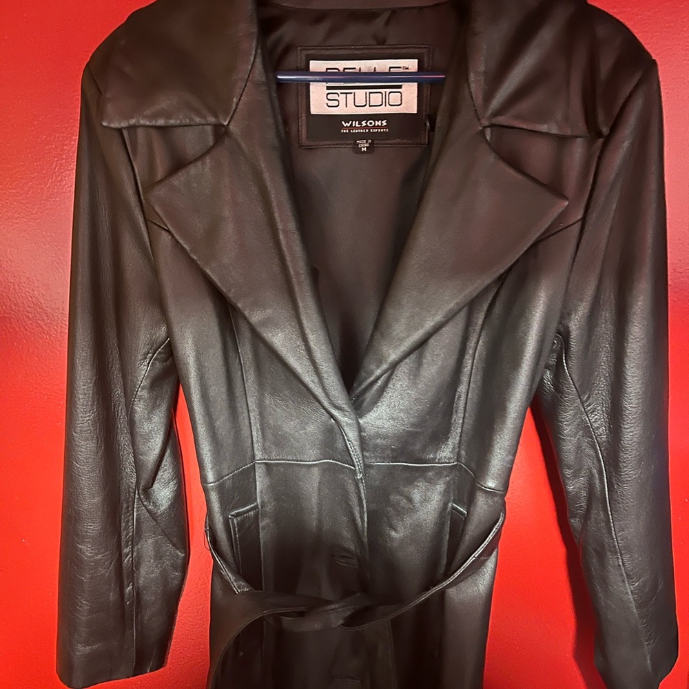 Pelle Studio Wilson Women's Sleek Black Leather Jacket